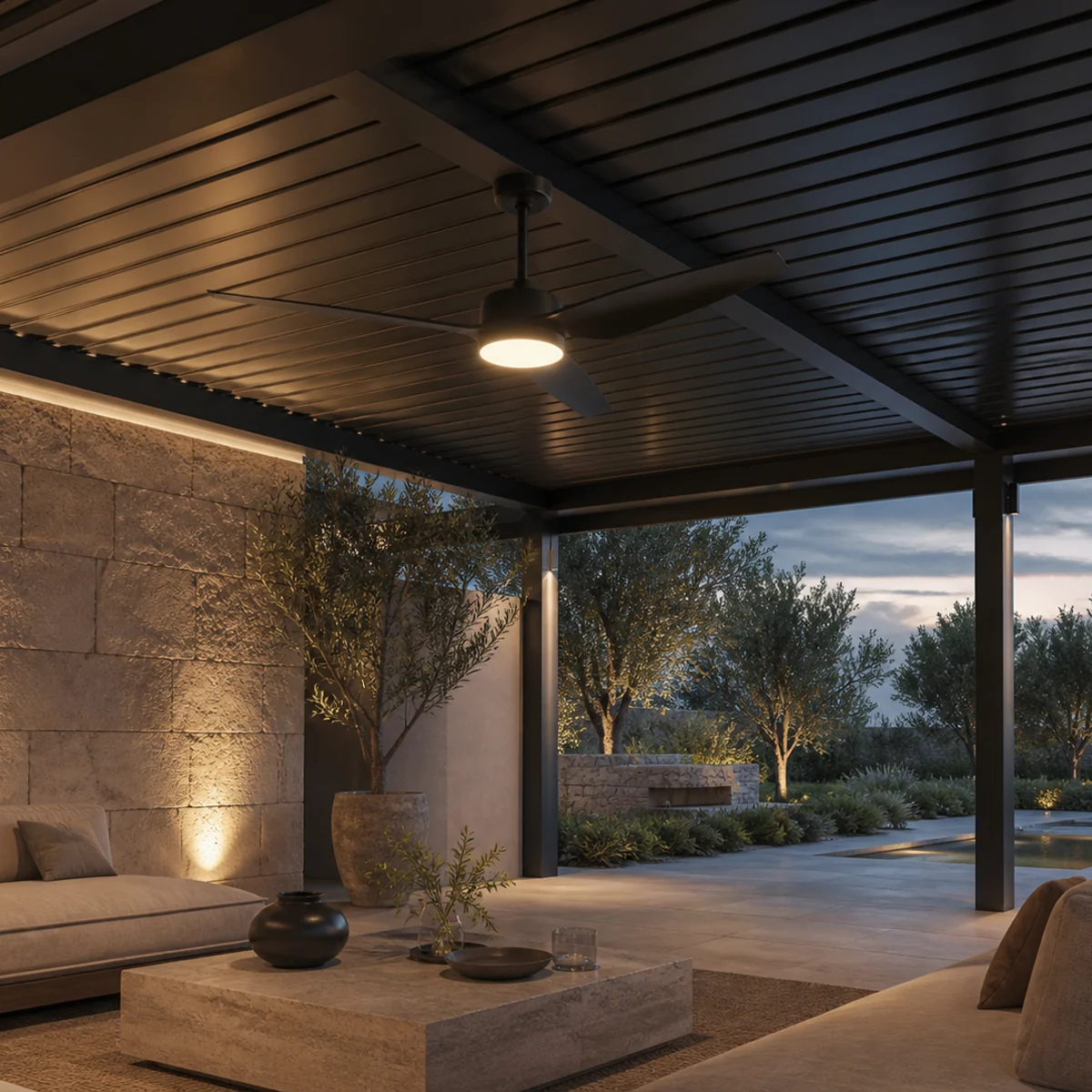 Ceiling fan with light